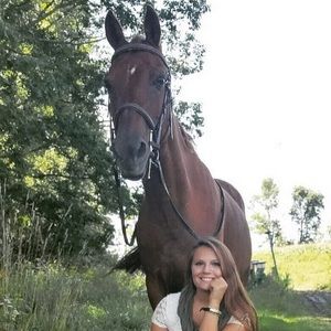 Meet your Posher, Karli